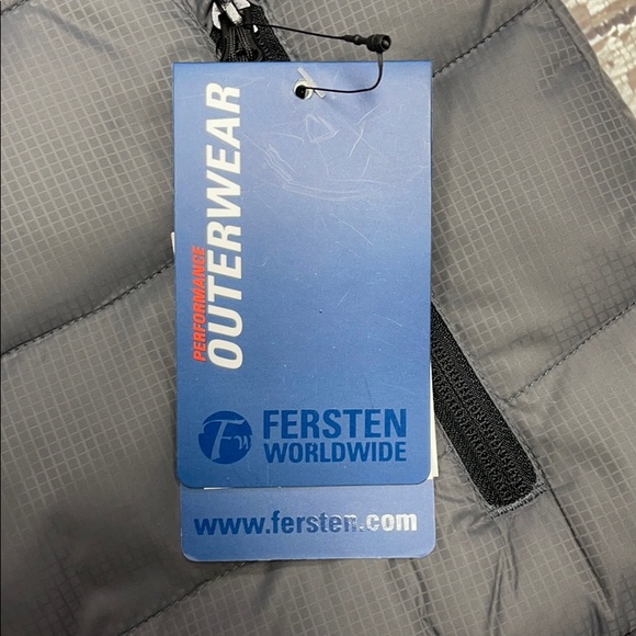 Women’s puffer jacket - Picture 3 of 3